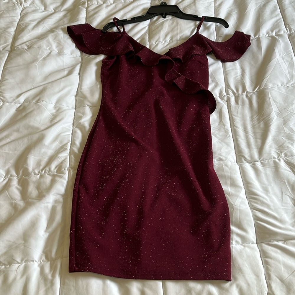 Open shoulder sparkle dress
